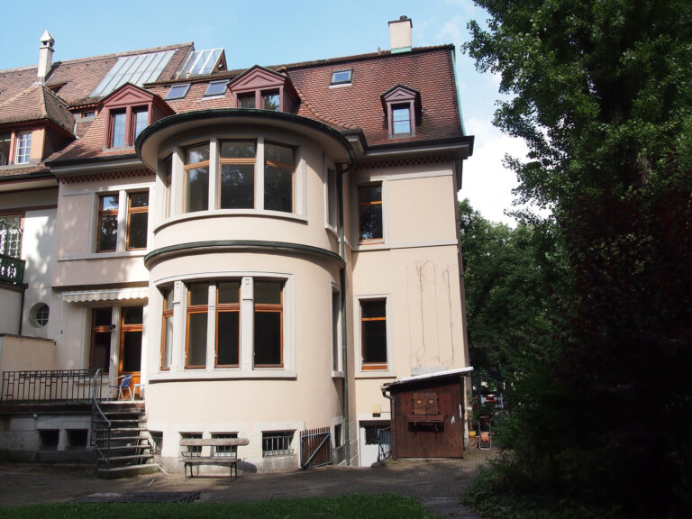neuewelt Chronik: Kapitel 3: Krise und Neuanfang: Späte 1990er bis 2014