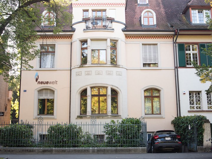 villa neuewelt Aussenansicht